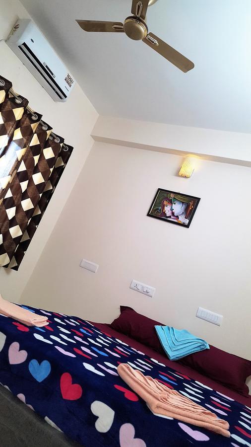 Krish Rooms And Stay Chennai Exterior photo