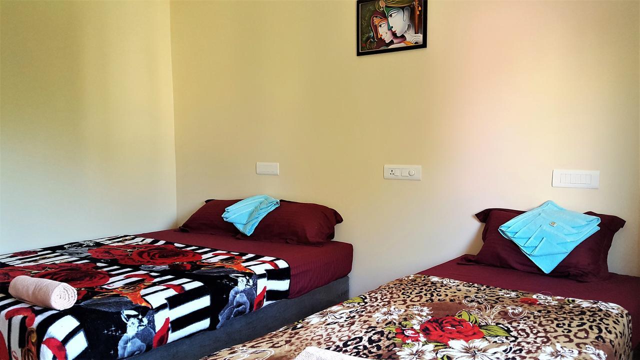 Krish Rooms And Stay Chennai Exterior photo